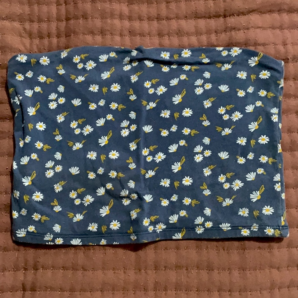 Wild fable daisy tube top